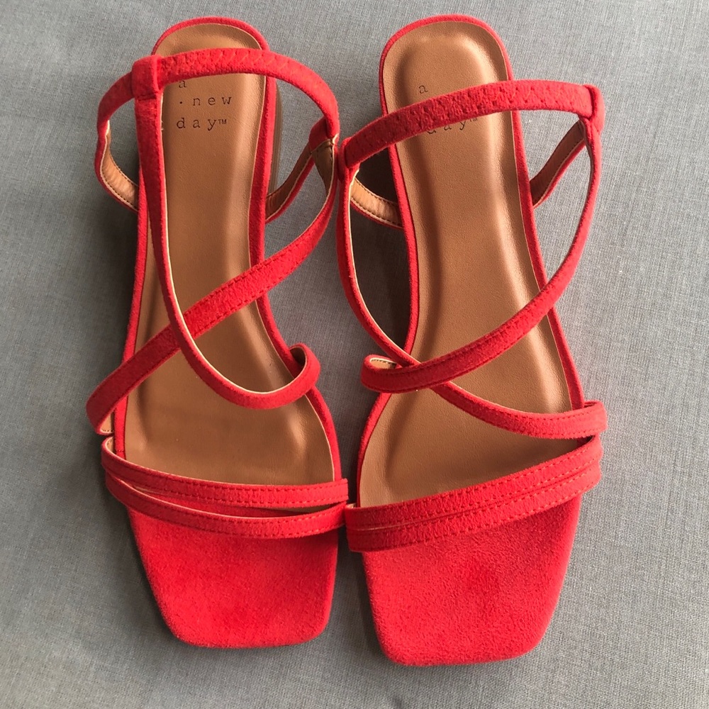 NWOT a new day red sandals